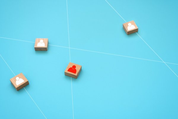 Quelle est la distance idéale entre des prises électriques dans une cuisine moderne?